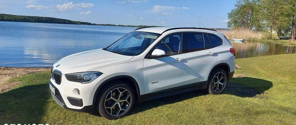 BMW X1 cena 87900 przebieg: 73120, rok produkcji 2018 z Wolsztyn małe 211